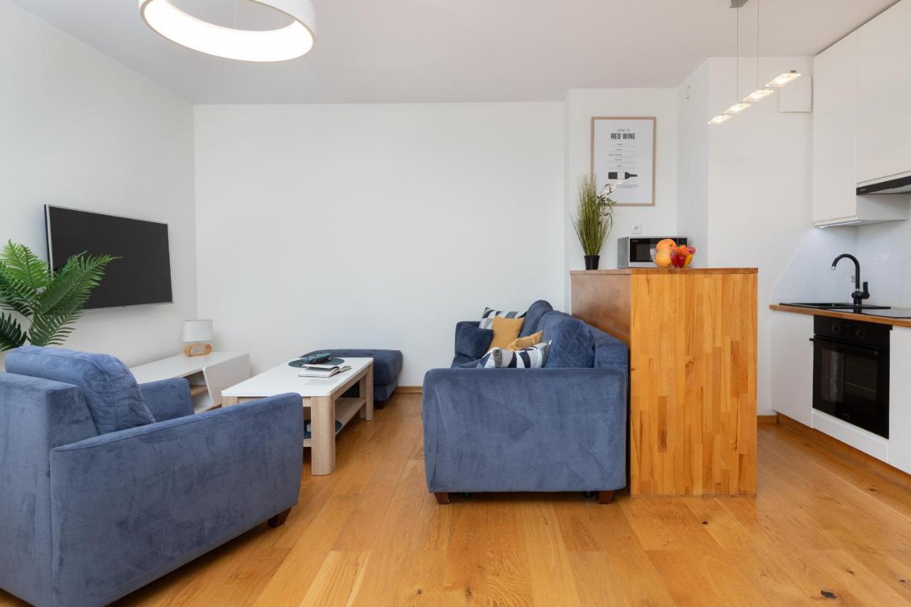 Modern Gdynia Apartment With Balcony & Parking By Noclegi Renters Exterior foto